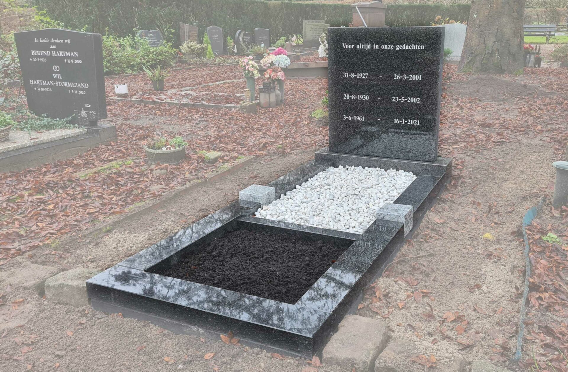 Klassiek grafmonument